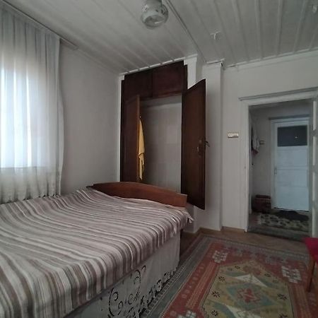 Afyon Kalesi Eteklerinde Bir Yer Βίλα Αφιόν Εξωτερικό φωτογραφία