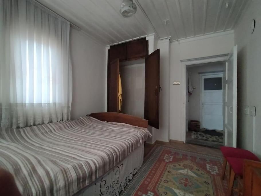 Afyon Kalesi Eteklerinde Bir Yer Βίλα Αφιόν Εξωτερικό φωτογραφία